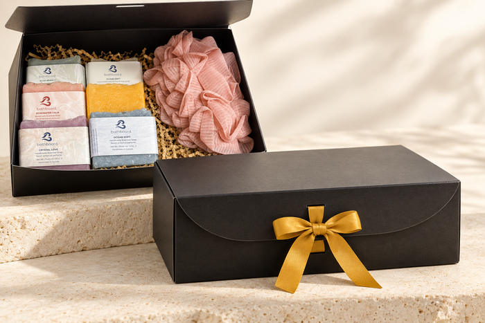 Gift Set 6 Soaps + Loofah